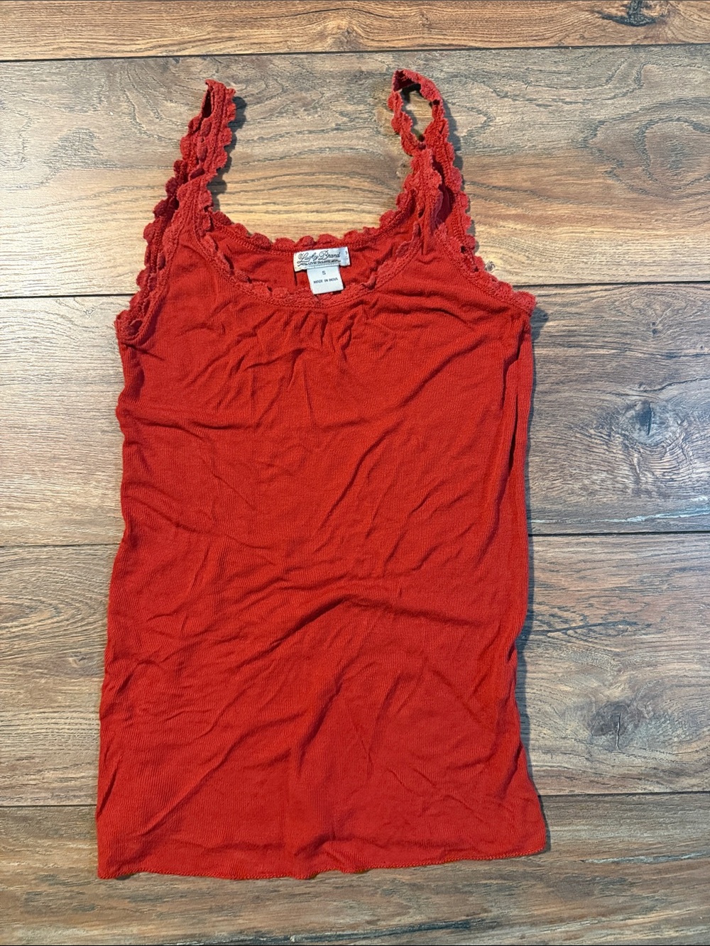 Women’s Lace-Trim Tank Top